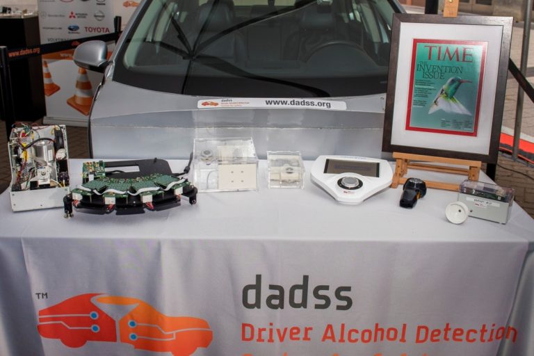 DADSS-display