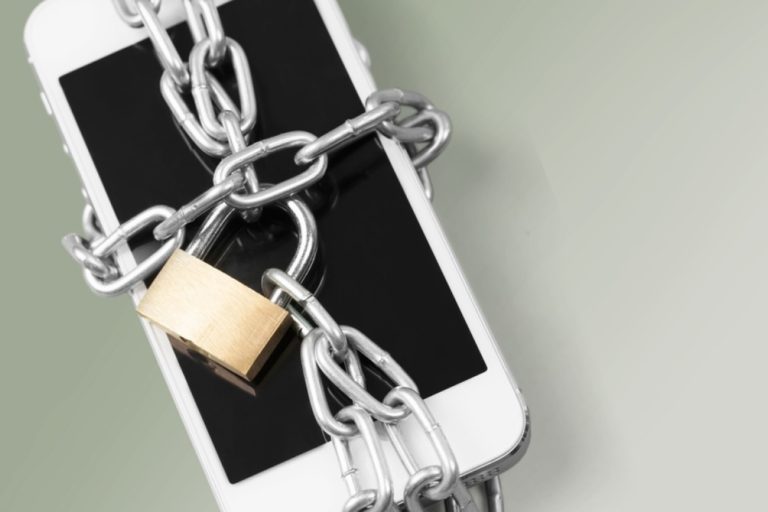 iPhone Lock